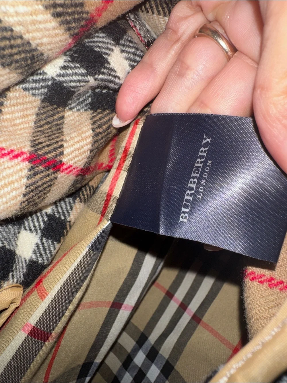 Burberry Beige Long Trench Coat with zip in lining size 42R - Picture 6 of 14